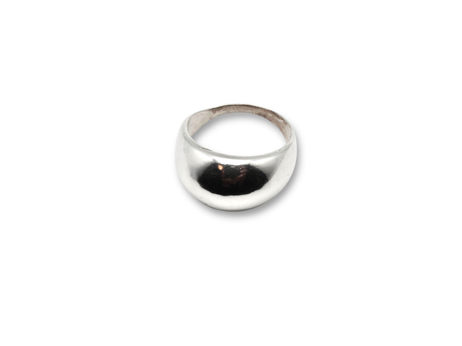 Silver dome ring on white background. Handmade by Soul Full Studio using lost wax cast and metalsmithing techniques. Semifine and fine jewelry.