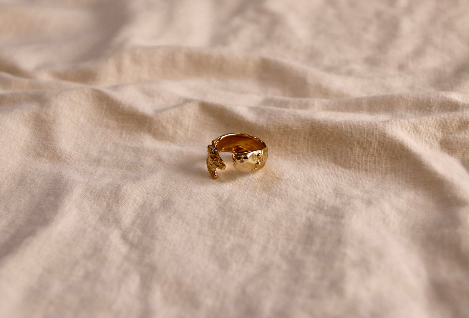 Handcrafted Tide Keeper Fish Ring inspired by the ocean’s rhythm and natural beauty. A sculptural, semi-adjustable statement ring made for sea lovers.