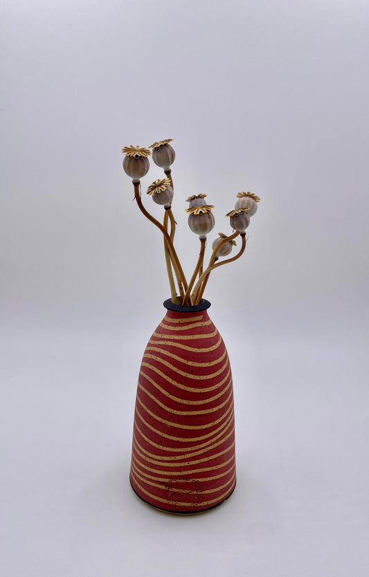 crimson swellian bud vase